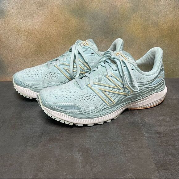 New Balance Fresh Foam 860v12 W8601BB1 Women's Light Blue Running Shoes SZ 7.5B - Picture 2 of 16